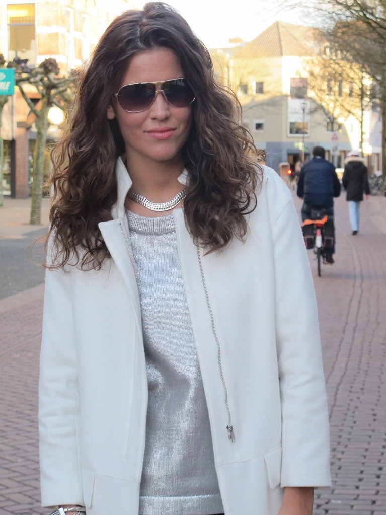 White zipper coat